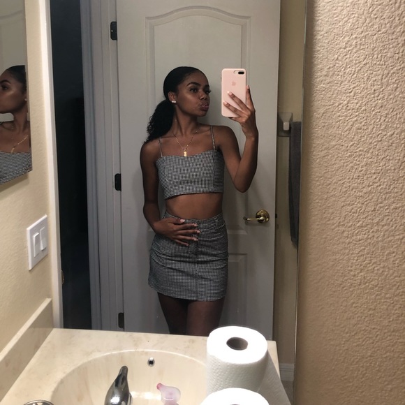 2 piece skirt set - Picture 2 of 2